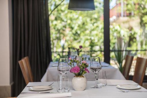 Rooms & Restaurant Matanovi Dvori Sukošan Dış mekan fotoğraf